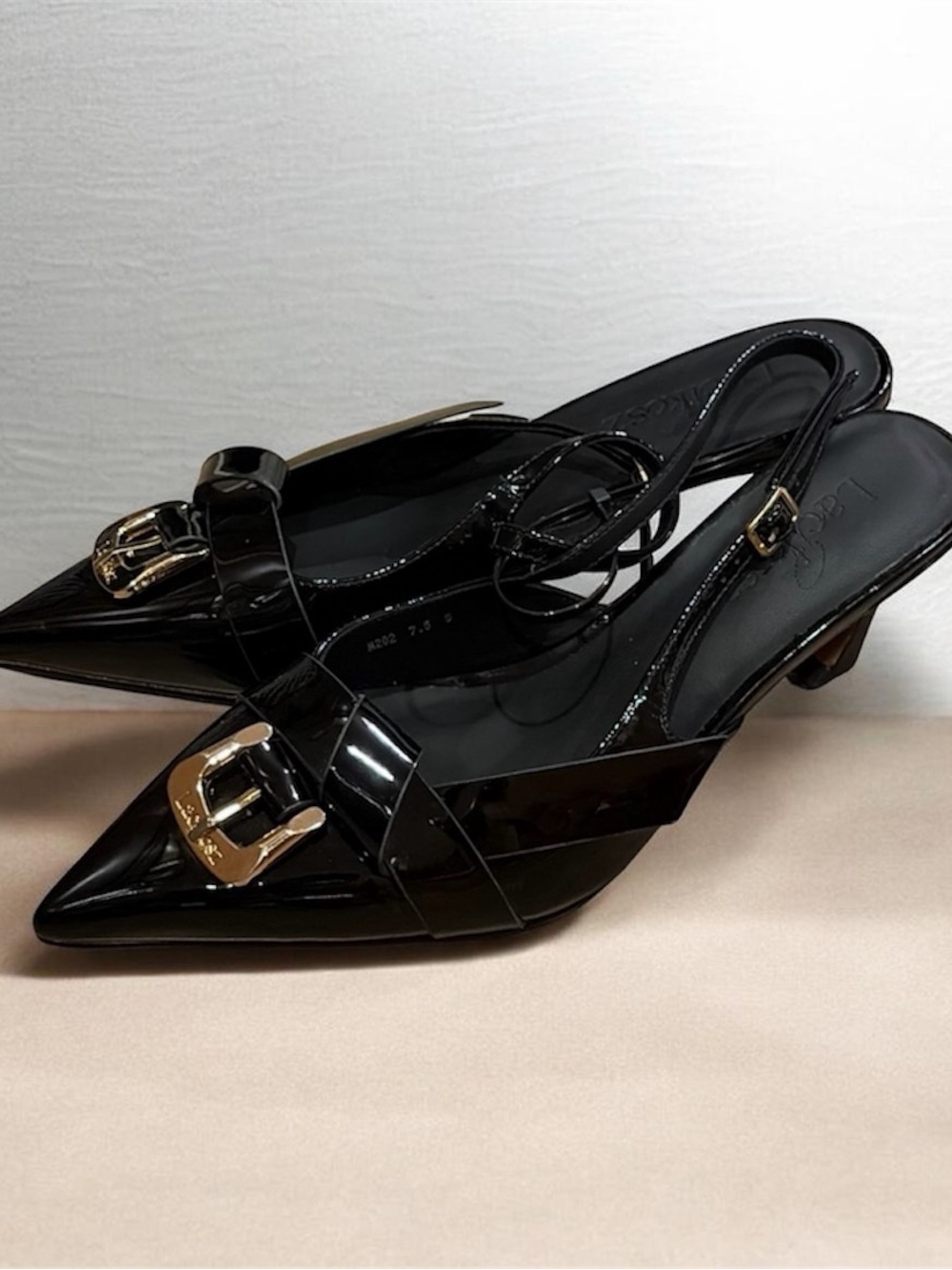 LACIKOSZ Black Patent Pointed Slingback Heels with Gold Buckle 2.6in pumps NEW - Picture 9 of 9